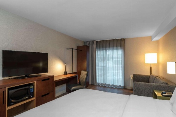 Comfort Inn Sault Ste. Marie image 18